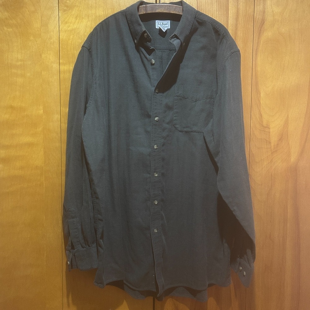 LL Bean Shirt Mens XL Tall Olive Green Button Down Herringbone‎ Pattern Outdoors